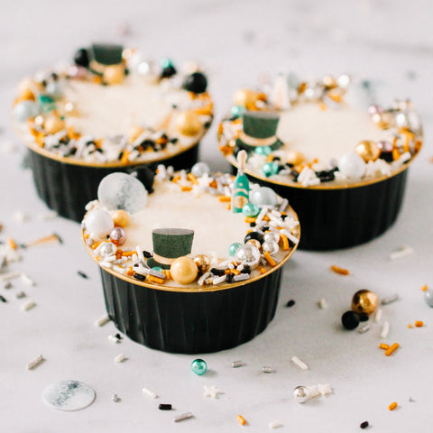 Black & Gold Mini Round Pans with Lids