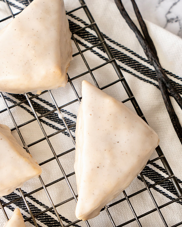 Vanilla Bean Scones